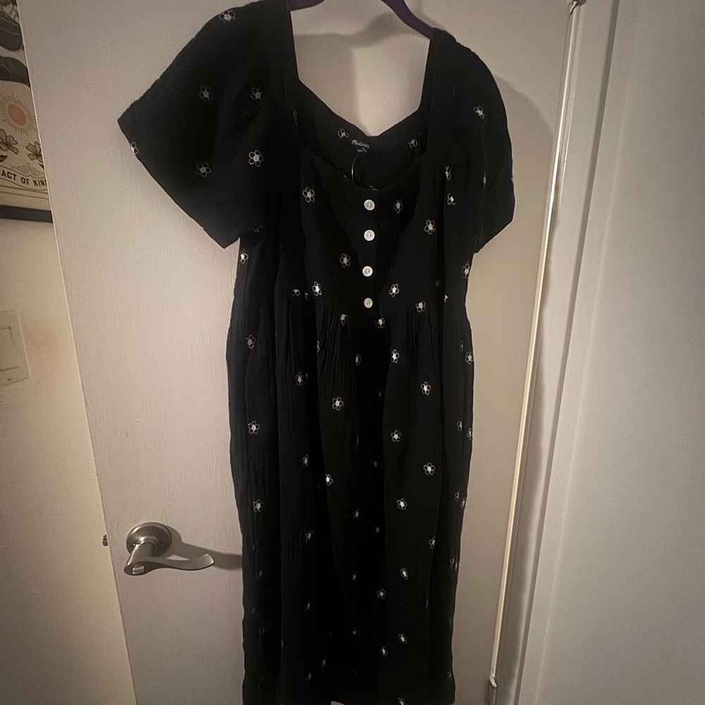 Madewell New With Tags cotton, lined Black Floral Button-Down Dress